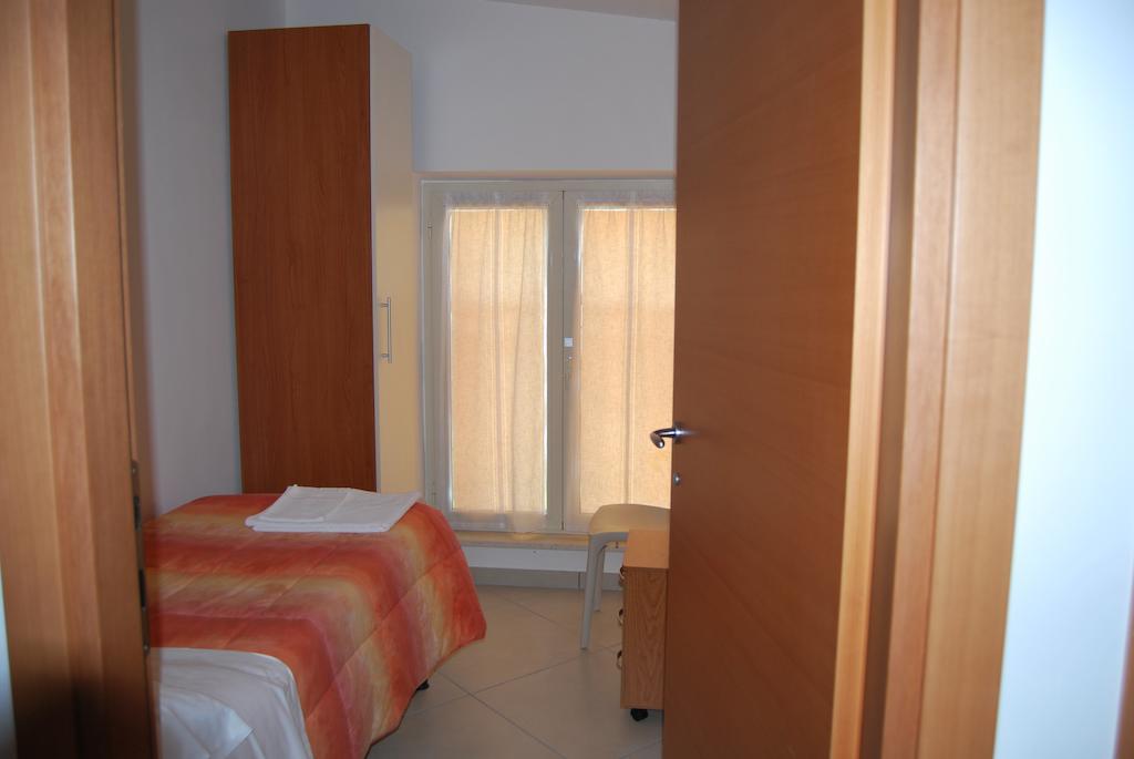 Hotel Europa Nereto Стая снимка